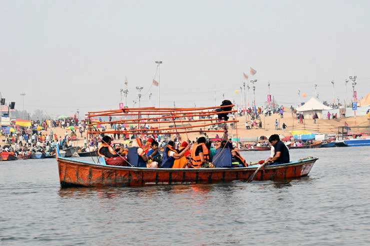 Varanasi Ayodhya Prayagraj tour with Khajuraho